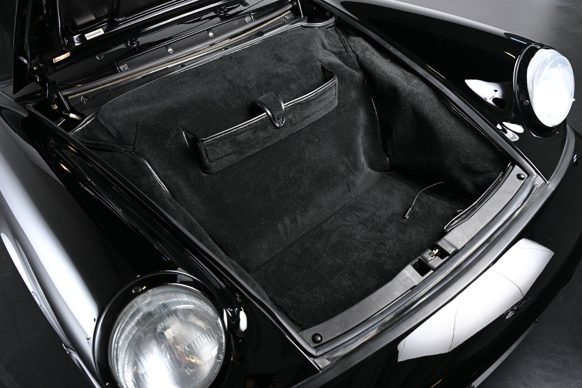 Used 1989 Porsche 911 Carrera 4 AWD/4WD image 24