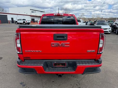 Used 2016 GMC Canyon SLE image 4