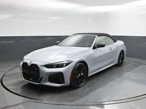 New 2026 BMW M440i Convertible image 1