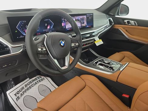 New 2026 BMW X5 xDrive40i AWD/4WD image 16