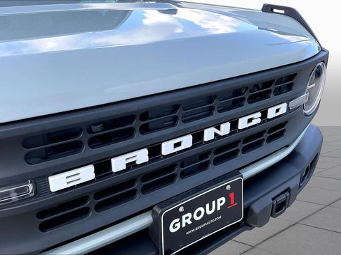 Used 2023 Ford Bronco Black Diamond w/ Sasquatch Package AWD/4WD image 27