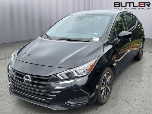 Used 2024 Nissan Versa SV FWD image 1
