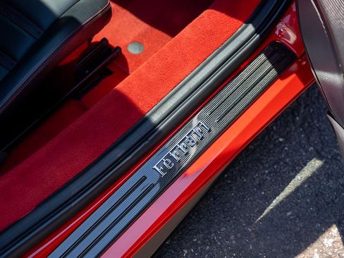 Used 2017 Ferrari 488 GTB RWD image 46