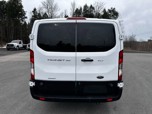 Used 2024 Ford Transit 350 XLT RWD image 4
