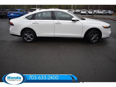 New 2026 Honda Accord Hybrid EX-L image 8