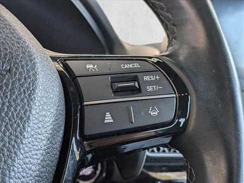 Used 2022 Honda Civic Sport image 13