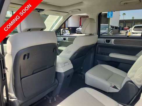 Used 2025 Hyundai Santa Fe Calligraphy FWD image 18