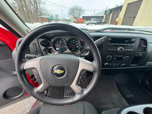 Used 2010 Chevrolet Silverado 1500 LT w/ Power Pack Plus image 12