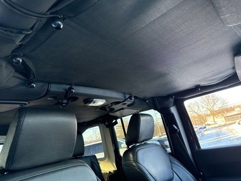 Used 2017 Jeep Wrangler Unlimited Sport w/ Quick Order Package 23S image 40