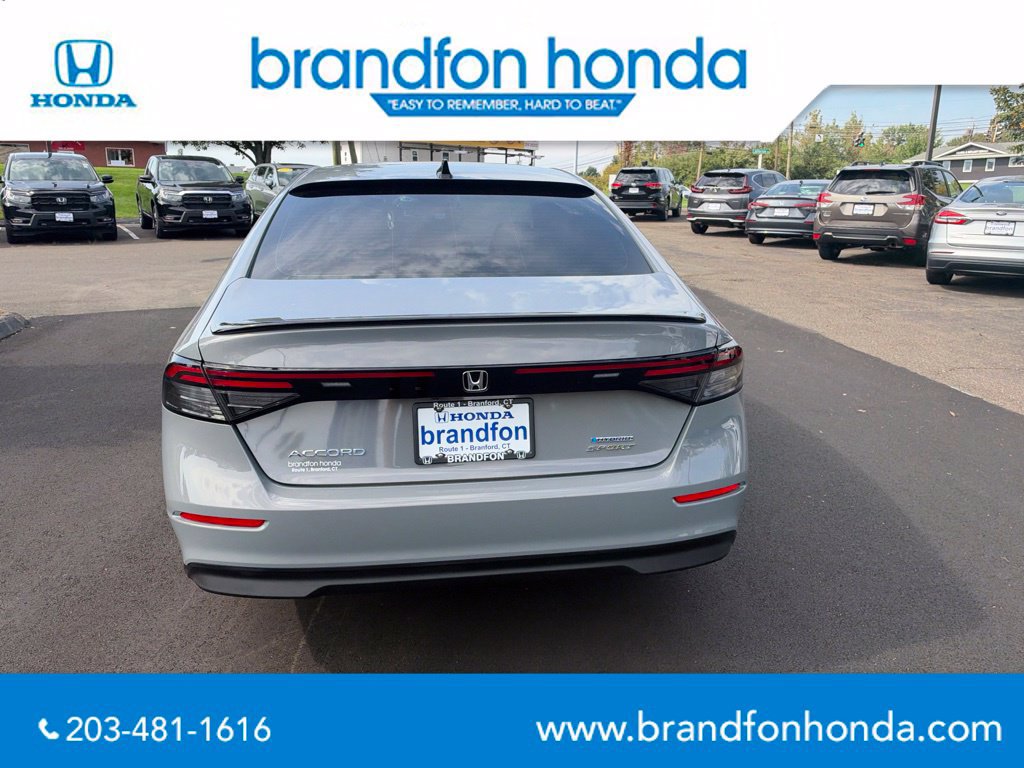 Used 2025 Honda Accord Sport image 5