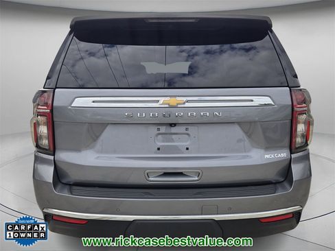 Used 2021 Chevrolet Suburban LS image 6