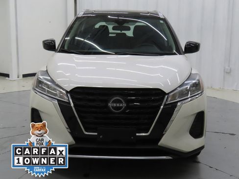 Used 2023 Nissan Kicks SV image 8