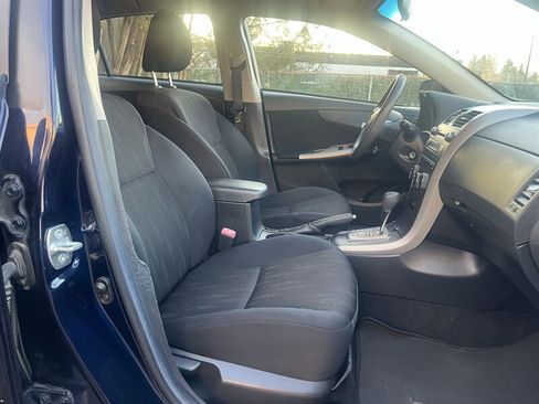 Used 2011 Toyota Corolla image 12
