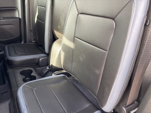 Used 2019 Chevrolet Colorado Z71 image 18