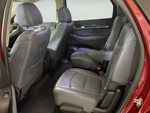 Used 2019 Buick Enclave Essence FWD image 22