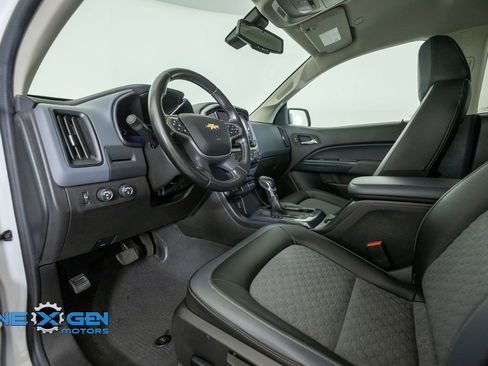 Used 2022 Chevrolet Colorado Z71 AWD/4WD image 10