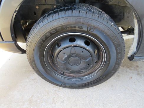 Used 2019 Ford Transit 250 250 Van Med. Roof image 27