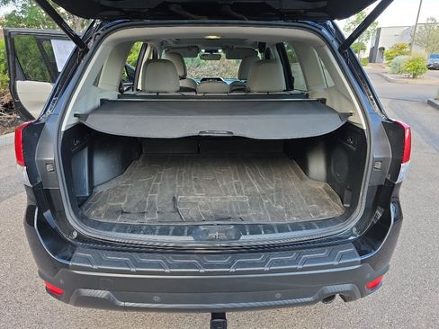 Used 2019 Subaru Forester Limited AWD/4WD image 7