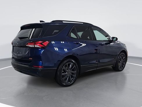Certified 2023 Chevrolet Equinox RS image 3