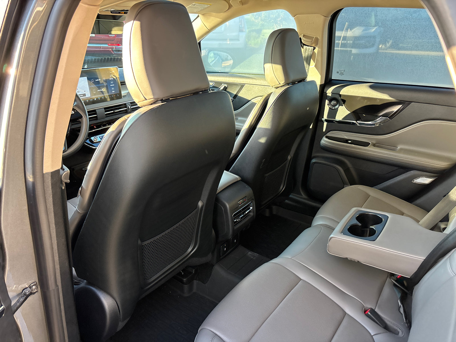 Certified 2024 Lincoln Corsair Reserve w/ Equipment Group 202A AWD/4WD image 26