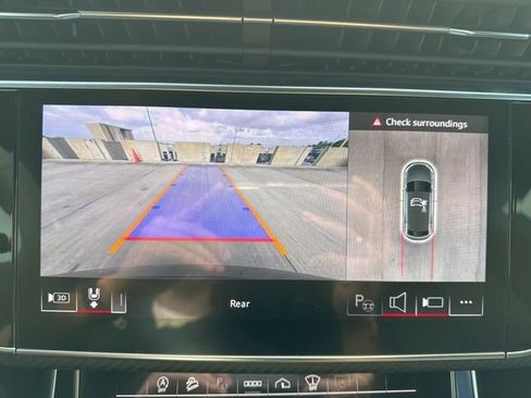 Used 2024 Audi RS Q8 w/ Black Optic Package image 20