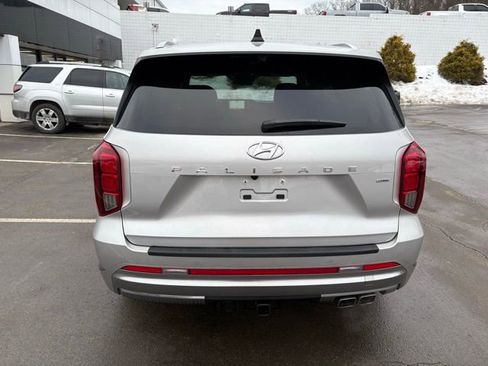 Used 2025 Hyundai Palisade Calligraphy image 4
