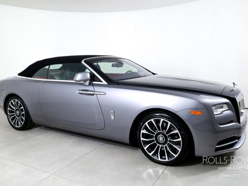 Used 2019 Rolls-Royce Dawn image 6