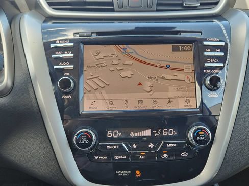 Used 2019 Nissan Murano SL w/ SL Technology Package AWD/4WD image 16