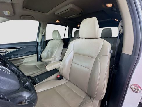 Used 2020 Honda Pilot Elite image 22
