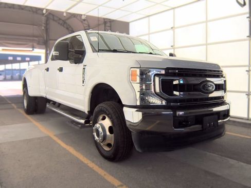 Used 2022 Ford F350 XL w/ STX Appearance Package AWD/4WD image 1