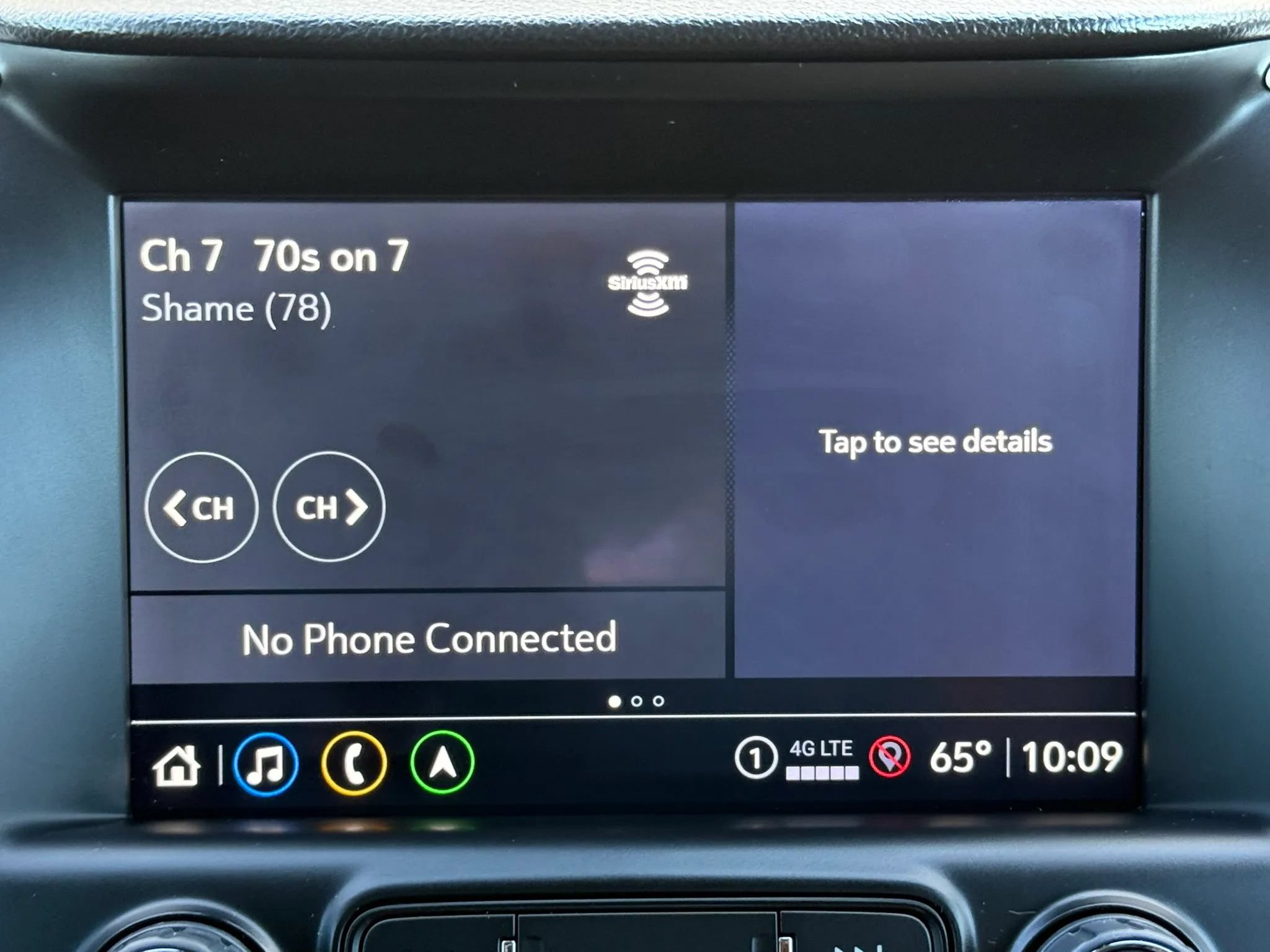 Used 2022 GMC Terrain Denali w/ LPO, Floor Liner Package AWD/4WD image 35