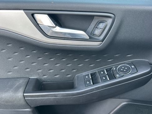 Used 2020 Ford Escape SE Sport image 12