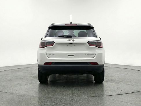 Used 2025 Jeep Compass Limited AWD/4WD image 7