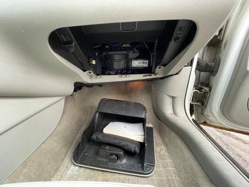 Used 2010 Chevrolet Impala LT image 31