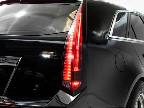 Used 2013 Cadillac CTS V RWD image 11