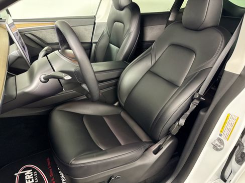 Used 2023 Tesla Model Y Long Range image 20