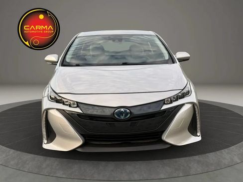Used 2017 Toyota Prius Prime Advanced FWD image 8