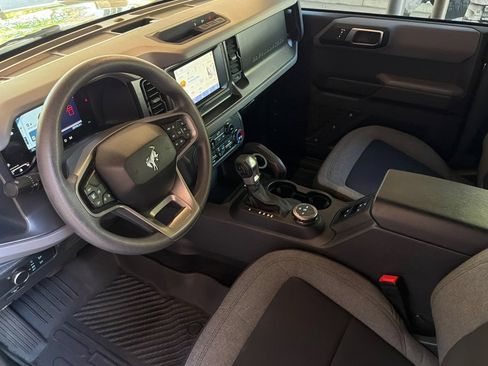 Used 2022 Ford Bronco 4-Door AWD/4WD image 11