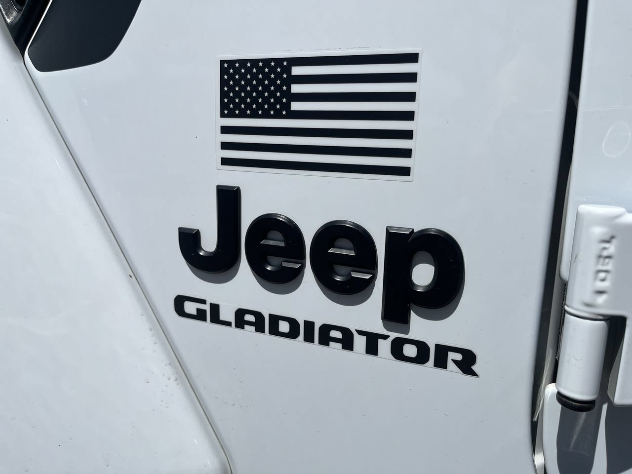 Used 2021 Jeep Gladiator Sport AWD/4WD image 29