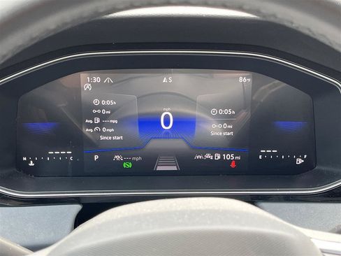 Used 2025 Volkswagen Jetta SE FWD image 22