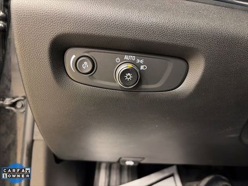 Used 2022 Chevrolet Traverse Premier w/ Redline Edition image 35