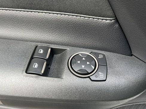 Used 2016 Ford Mustang Shelby GT350 w/ Technology Package image 24