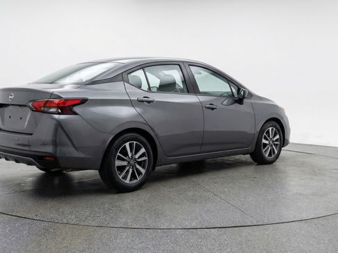 Used 2025 Nissan Versa SV FWD image 9
