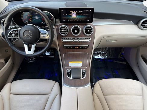 Used 2022 Mercedes-Benz GLC 300 image 12