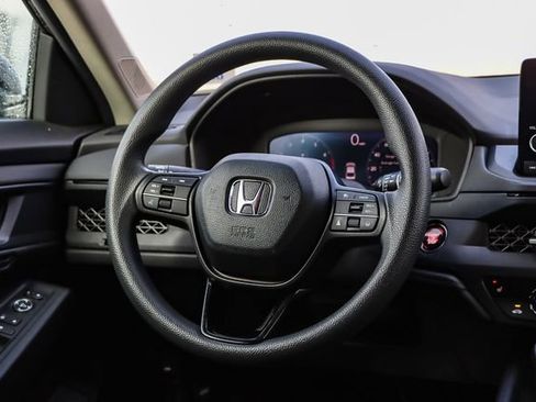 Certified 2023 Honda Accord EX image 17