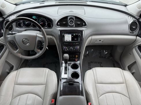 Used 2017 Buick Enclave Premium image 29
