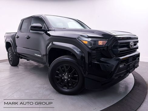 Used 2024 Toyota Tacoma SR5 image 1