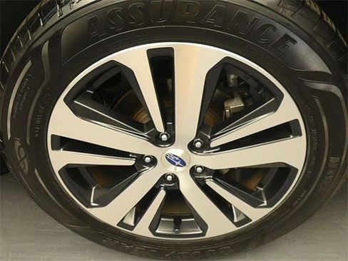 Used 2018 Subaru Outback 2.5i Premium image 9