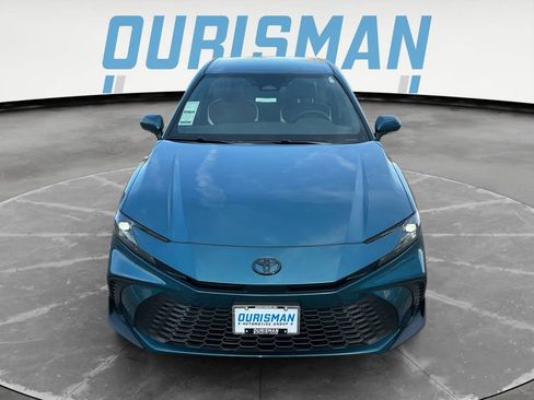 New 2026 Toyota Camry SE image 9