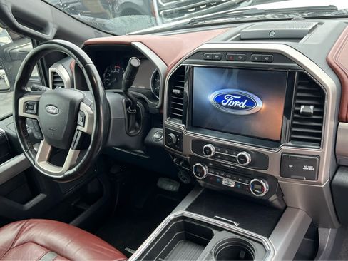 Used 2022 Ford F450 Platinum w/ FX4 Off-Road Package image 20